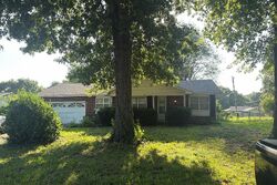  S East St, Mount Vernon MO