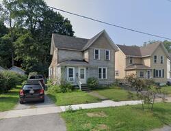 Pre-foreclosure in  Hannahs Ter Rochester, NY 14612
