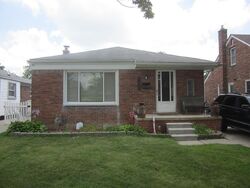  Netherwood St, Southgate MI