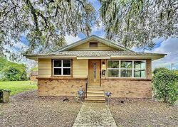 Pre-foreclosure in  N Idlewood Ave Bartow, FL 33830