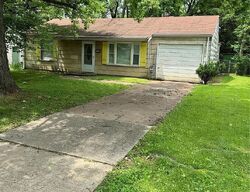  Vickie Pl, Saint Louis MO