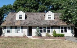 Pre-foreclosure in  CLYMER ST Port Jefferson Station, NY 11776