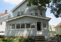 Pre-foreclosure in  E 85TH ST Cleveland, OH 44125