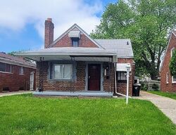 Pre-foreclosure in  EASTBURN ST Detroit, MI 48205