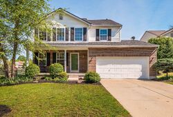 Pre-foreclosure in  Prairie Pl Germantown, OH 45327