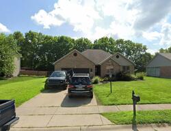 Pre-foreclosure in  Megan Ln Germantown, OH 45327