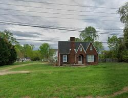  Robinhood Rd, Winston Salem NC