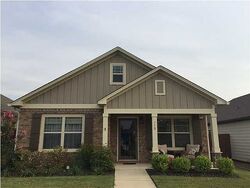 Pre-foreclosure in  Glennbrooke Ln Prattville, AL 36066