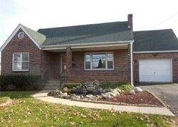 Pre-foreclosure in  RACE ST Catasauqua, PA 18032