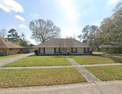 Pre-foreclosure in  E Sheraton Ave Baton Rouge, LA 70815
