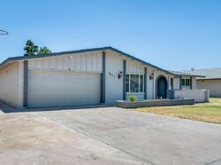 Pre-foreclosure in  W Poinsettia Dr Glendale, AZ 85304