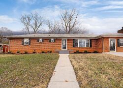 Pre-foreclosure in  Mesa Rd Maryville, TN 37804