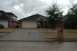 Pre-foreclosure in  Mahan Wood Dr Humble, TX 77346