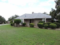  Blueridge Dr, Duncanville TX