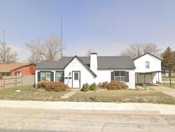 Pre-foreclosure in  Se 2nd St Tulia, TX 79088