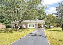  Beechwood Cir, Greenwood SC