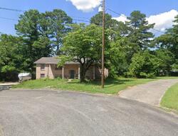 Pre-foreclosure in  Yorkshire Pl Rainbow City, AL 35906