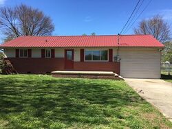 Pre-foreclosure in  Tedder Dr Newport, TN 37821
