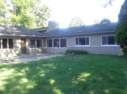 Pre-foreclosure in  MIDDLEBURY LN Bloomfield Hills, MI 48301