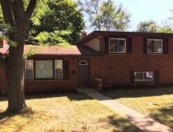 Pre-foreclosure in  ELIM AVE Zion, IL 60099