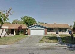 Pre-foreclosure in  8TH ST E Lancaster, CA 93535