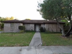 Pre-foreclosure in  EAGLE DR Corpus Christi, TX 78413