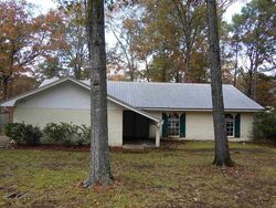  Poplar Dr, Brandon MS