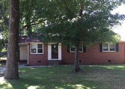 Pre-foreclosure in  RIVER ST Jacksonville, NC 28540