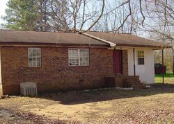 Pre-foreclosure in  SCHOOL ST Valley Head, AL 35989