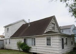 Pre-foreclosure in  SPORTSMANS AVE Freeport, NY 11520