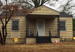 Pre-foreclosure in  WILKES CIR Birmingham, AL 35228