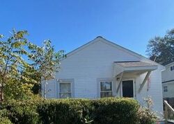 Pre-foreclosure in  SAMPSON PL Portsmouth, VA 23702