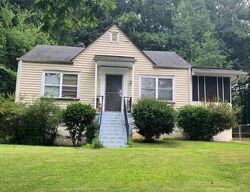 Pre-foreclosure in  COLLIER RIDGE DR NW Atlanta, GA 30318