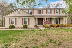 Pre-foreclosure in  WINDMILL LN West Bloomfield, MI 48324