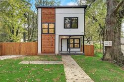 Pre-foreclosure in  PINEDALE DR NW Atlanta, GA 30314