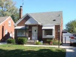 Pre-foreclosure in  DAVID AVE Eastpointe, MI 48021