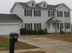 Pre-foreclosure in  CHADWICK LN Henderson, KY 42420