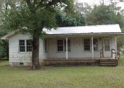 Pre-foreclosure in  CROSSWAY RD Tallahassee, FL 32305