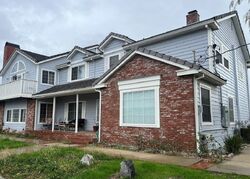 Pre-foreclosure in  ESCONDIDO DR Santa Clarita, CA 91390