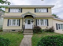 Short-sale in  HUGH ST Schenectady, NY 12306