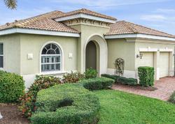 Short-sale in  CIPRIANI WAY Nokomis, FL 34275