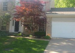 Short-sale in  RHINEGARTEN DR Florissant, MO 63031