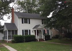 Short-sale in  STRATFORD RD Newport News, VA 23601