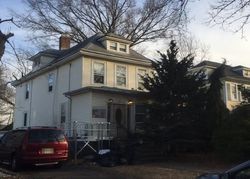 Short-sale in  MONMOUTH RD Elizabeth, NJ 07208