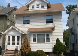 Short-sale in  W END PL Elizabeth, NJ 07202