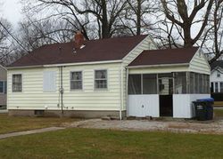 Short-sale in  W SUMMIT ST Delphi, IN 46923