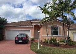 Short-sale in  NW 77TH CT Hialeah, FL 33015