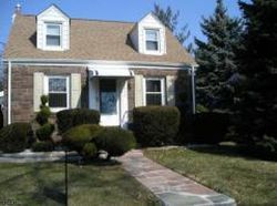 Short-sale in  WINSLOW AVE Union, NJ 07083