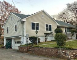 Short-sale in  LICATA TER Cos Cob, CT 06807