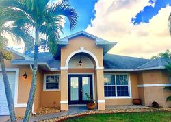 Short-sale Listing in SURFSIDE BLVD CAPE CORAL, FL 33914